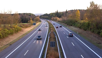 autobahn_verkehr.jpg