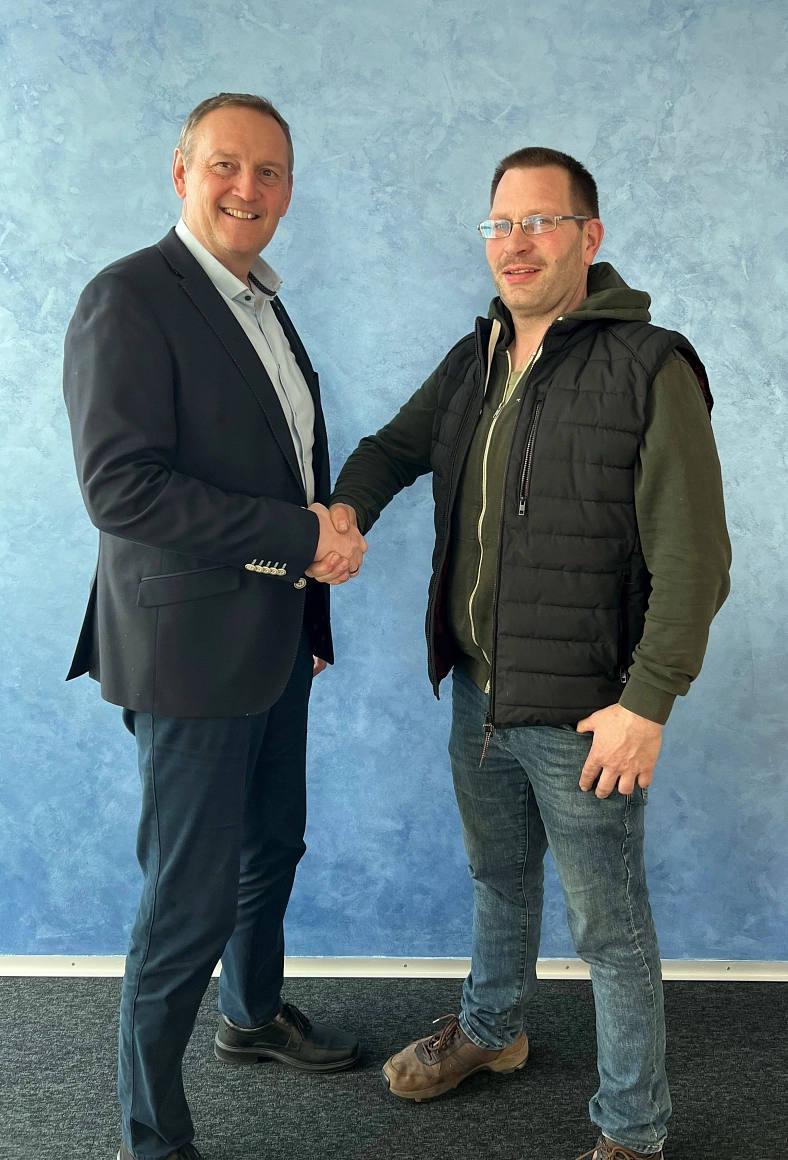 Daniel Schnieder verpflichtet Daniel Schnieder verpflichtet © Stadt Westerstede