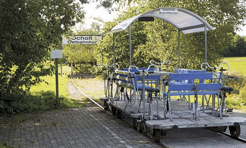 Draisine_Ostbahnhof_b.jpg&nbsp;&copy;&nbsp;Touristik Westerstede e.V.