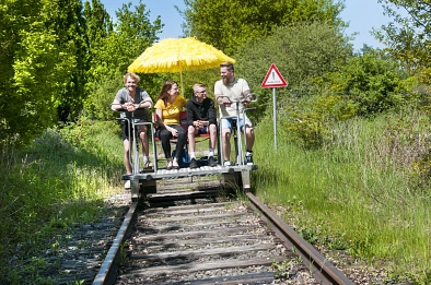 Draisinenspaß-Ammerland (4).jpg Draisinenspaß-Ammerland (4).jpg © Touristik Westerstede e.V.