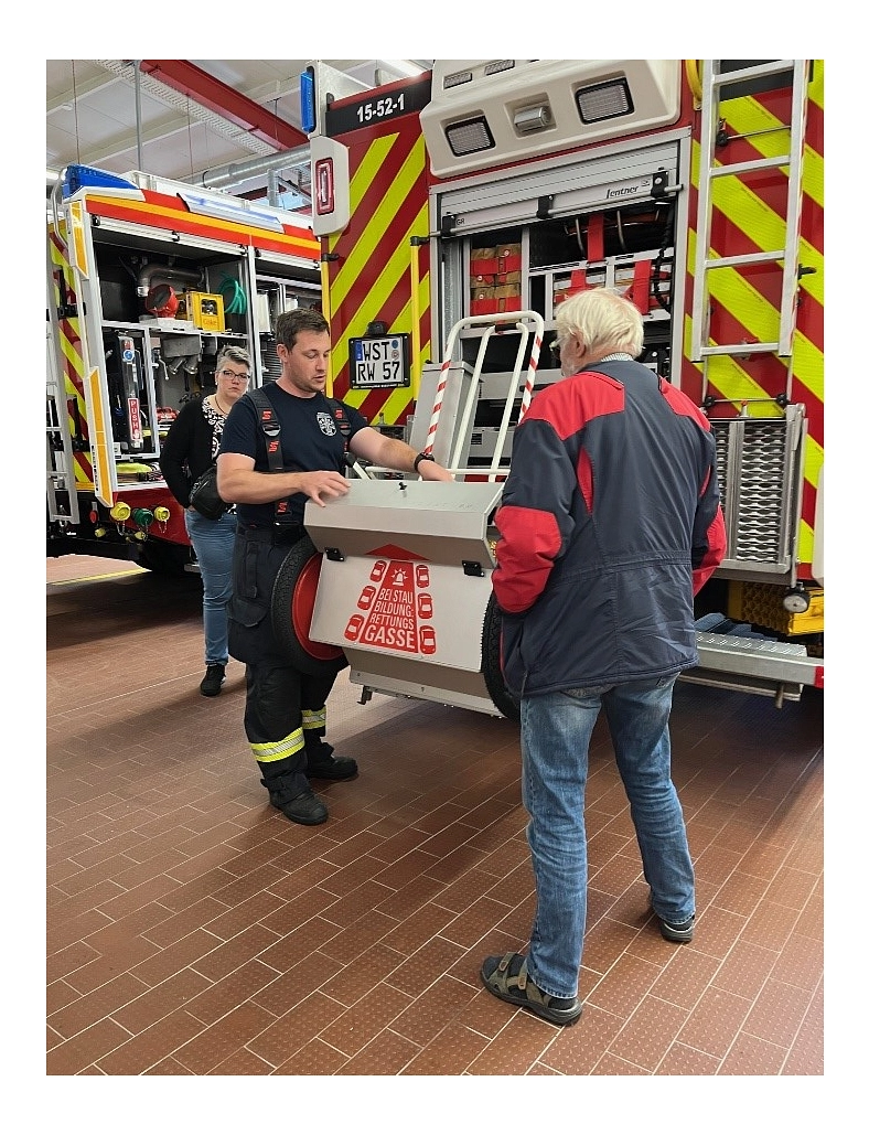 Feuerwehrgeräteschau_2025_02.png