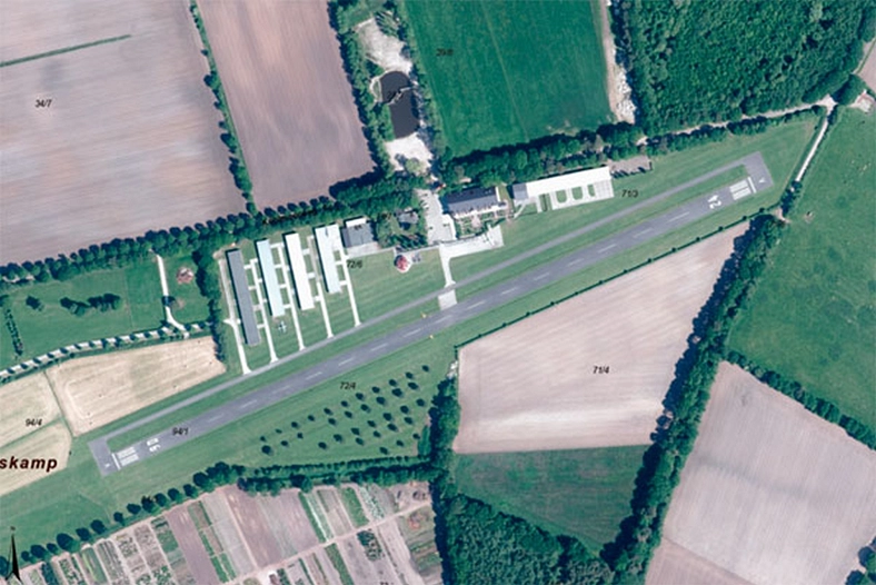 flugplatz_felde_1920.jpg flugplatz_felde_1920.jpg