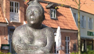 Marktfrau Oma Apen