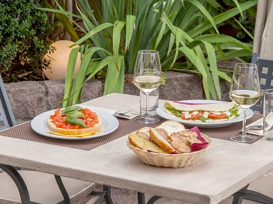 Restaurant Tisch&nbsp;&copy;&nbsp;pixabay